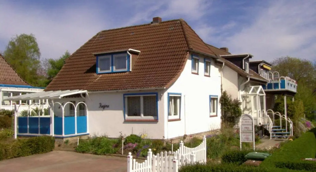 Апартаменты Ferienwohnungen und Ferienhaus im Nixenweg