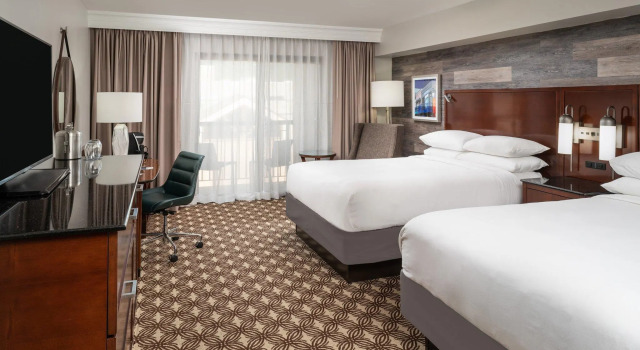 Четырёхместный номер Standard Sheraton Park City