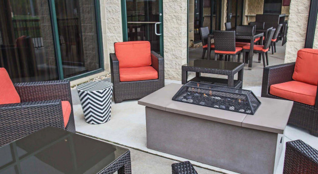 Courtyard Aberdeen at Ripken Stadium, Buchen Sie Hotel Hotels in Maryland mit Frühstück, Frühstück