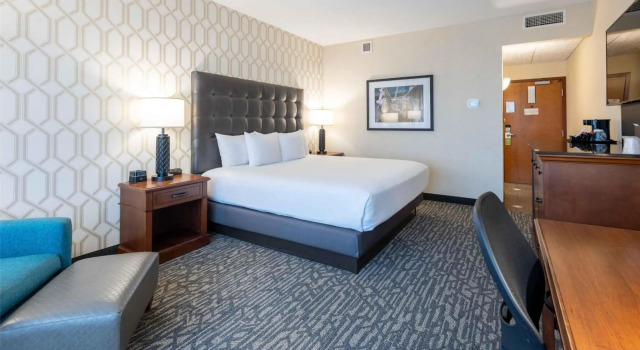 Drury Plaza Hotel St. Louis Chesterfield, Prenota Hotel Hotel a Missouri con piscina, Piscina