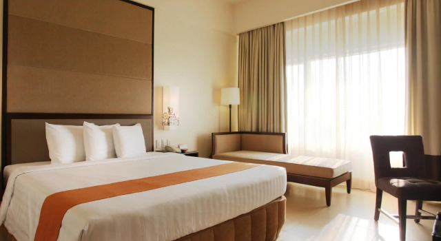 Taal Vista Hotel