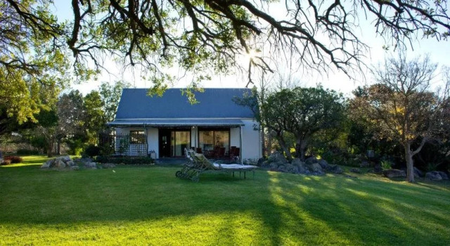 The Residence  Cottage At Haskell Vineyards, Book Feriehus Lynedoch Western Cape
