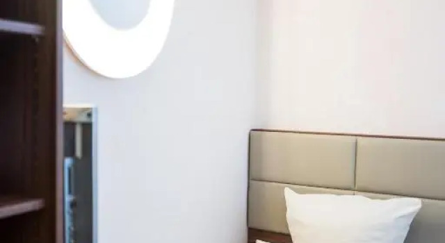 BASE II - Das Bed & Breakfast bei Basel, Réserver Hôtel Lörrach Markgräflerland