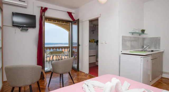 Studio Paula 2 300m From Sea