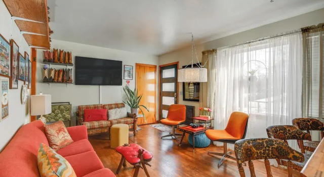 6 Mi to Downtown: 70s-themed Home in Nashville!, Reserva ahora Casa o chalet Nashville Tennessee
