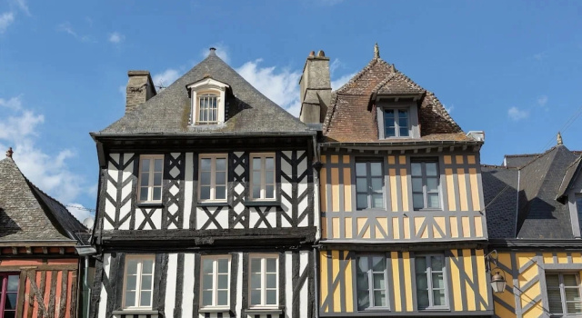 Family Home in Bonnemain With Terrace, Rezerwuj Dom wakacyjny Hotele w Bretania z parkingiem, Parking