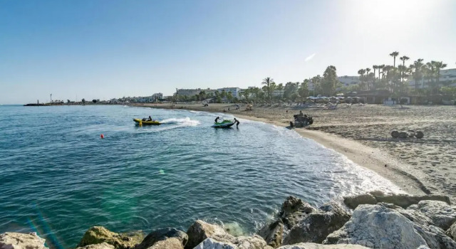 Апартаменты PR45- Beach front apartment Puerto Banus