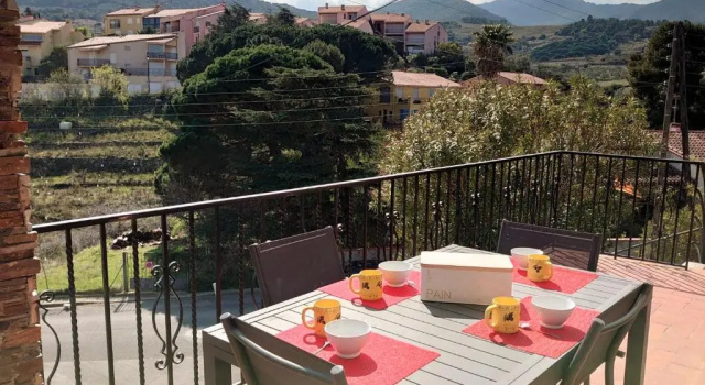 6CREU1 - confortable appartement avec terrasses et jardinet dans maison Collioure, Rezervovat Apartmán Hotely v Vermillion Coast s parkováním, Parkování