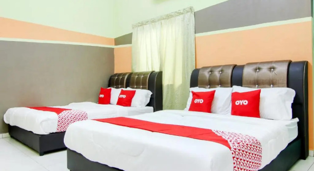 Люкс OYO 89684 Mawaddah Inn Stay