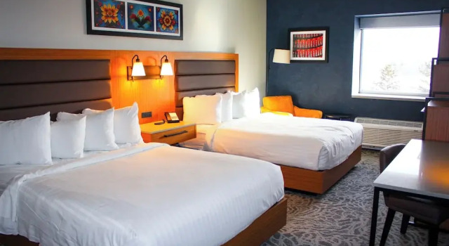 Четырёхместный номер Standard Kewadin Casinos Sault Ste. Marie Hotel