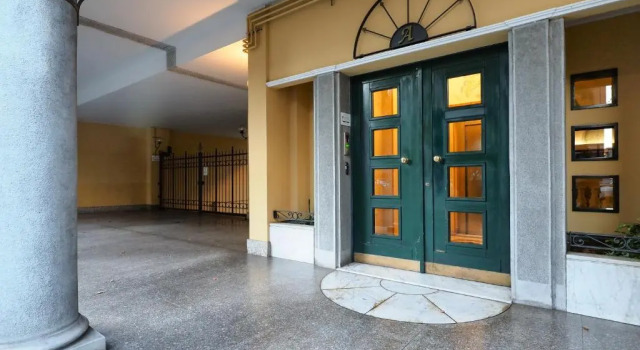 PrimoPiano - Via Pavia, Забронировать Отель Милан Ломбардия, рядом с Colonne di San Lorenzo