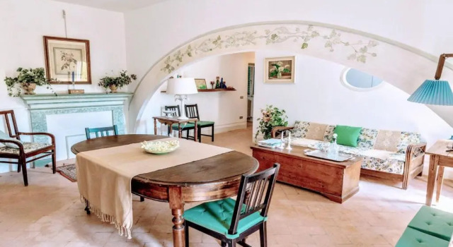 Sleeps 12 - Amazing Scenery all Around - exc Villa, Pool + Grounds - Pool House, Varaa Hotelli Spoleto Umbria