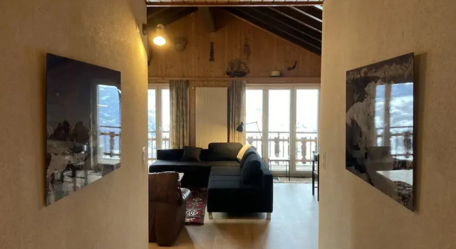 Peaceful Apartment With Amenities, Prenota Appartamento Hotel a Canton Vallese con parcheggio, Parcheggio