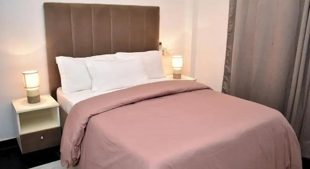Residence Lecrin, Prenota Appartamento Appartamenti a Mfoundi, Appartamento