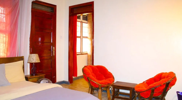 Люкс Executive с 2 комнатами с балконом Troos Hotel