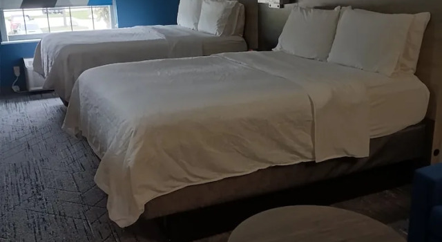 Четырёхместный номер Standard Holiday Inn Express Jourdanton - Pleasanton by IHG