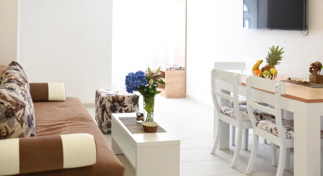 Awesome Apartment in Makarska With Wifi and 1 Bedrooms, Забронировать Апартаменты/квартира Апартаменты Макарска, рядом с Набережная Рива (Макарска), Апартаменты/квартира