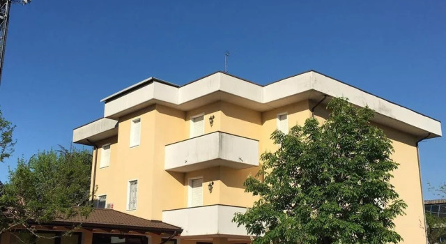 Hotel Commercio, Забронировать Отель Кампогаллиано Эмилия-Романья