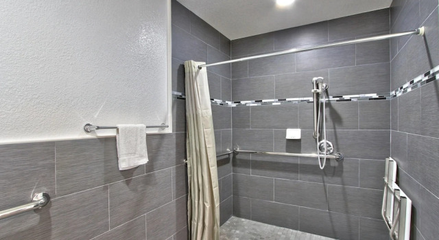 Двухместный номер Standard Coastal Valley Inn
