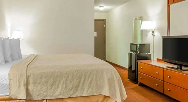 Люкс Baymont by Wyndham Indianapolis East