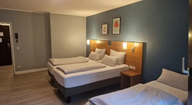 Двухместный номер Premium с балконом и с видом на сад Garner Hotel Bochum by IHG