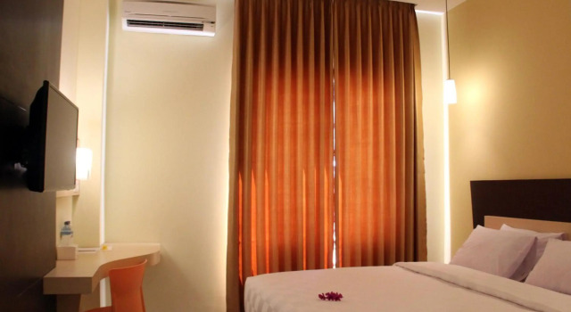 M Hotel