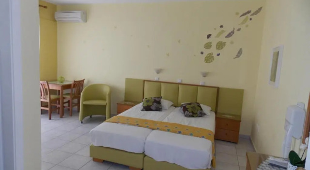 Студия Ioli Apartments