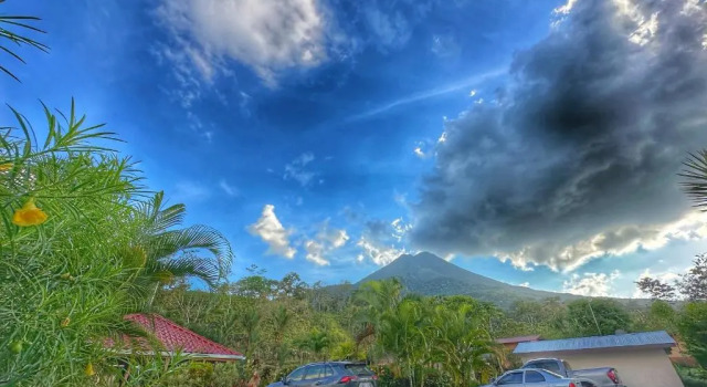 Номер Economy Loma Real Hot Springs Bed & Breakfast