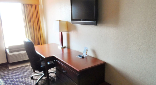 Двухместный номер Standard Courtesy Inn
