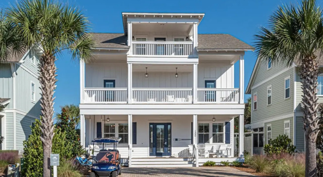 Blue Dream - 100 Sandalwood Drive