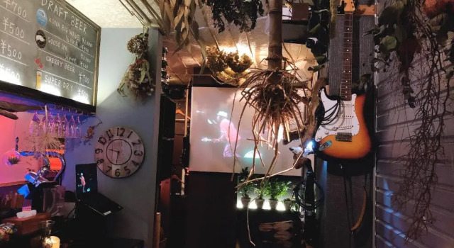 Кровать в общем номере TOP EDGE HOSTEL Koenji