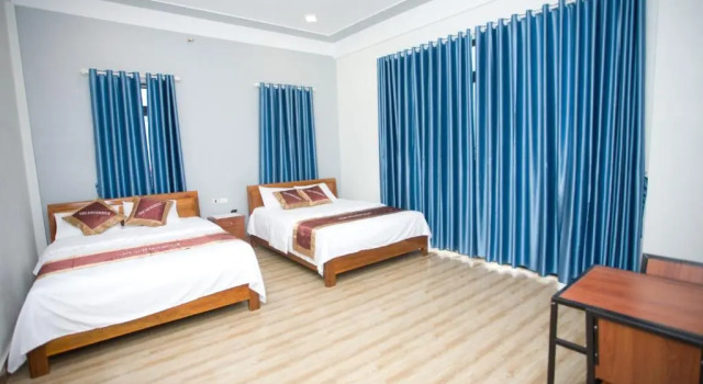 Семейный номер Standard с балконом Nam Anh Hotel