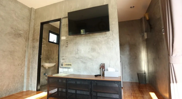 P loft Farm, Забронировать Фермерский дом Отели Районг с парковкой, Парковка
