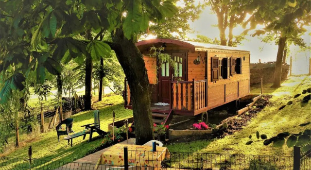 Студия La Gypsy Caravan
