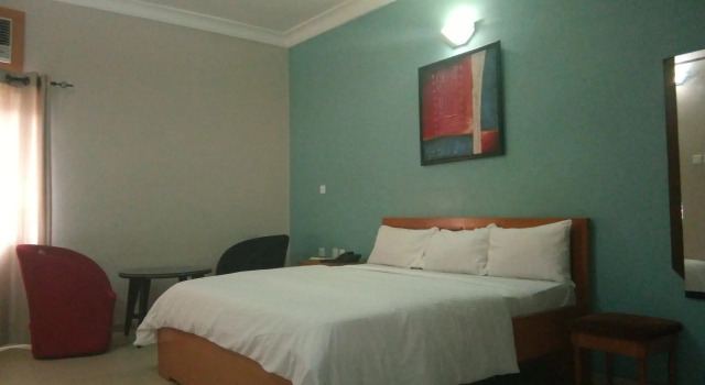 Executive Zimmer Allen Suites
