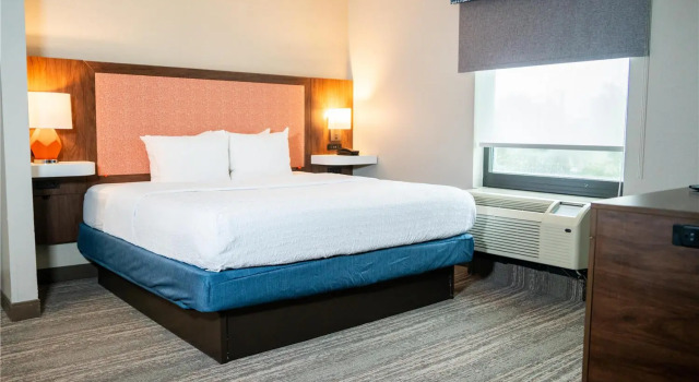 Двухместный люкс c 1 комнатой Hampton Inn Gonzales