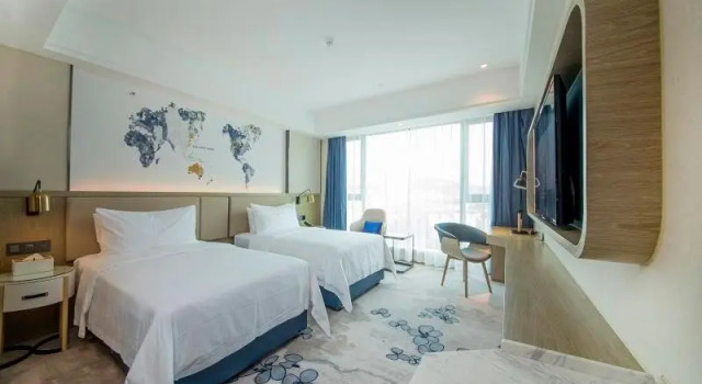 Двухместный номер Standard с красивым видом из окна Kyriad Marvelous Hotel Foshan Mount Xiqiao