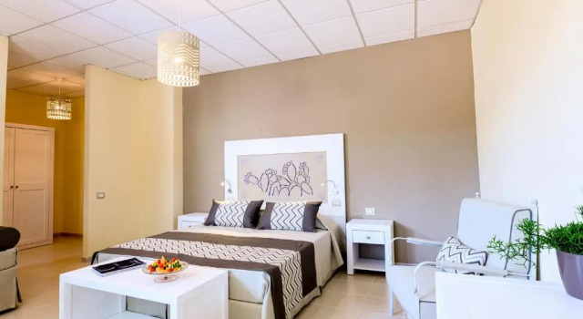 Номер Standard Hotel Lido Beach PHG