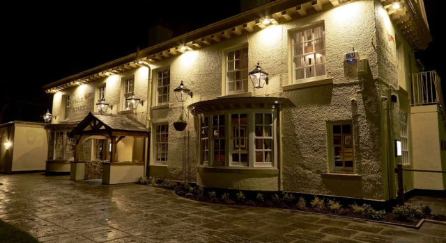 The Golden Pheasant, Забронировать Гостевой дом Натсфорд Чешир