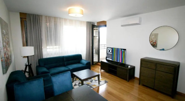 Apartment Lara, Buchen Sie Ferienwohnung Bežanija Zentralserbien