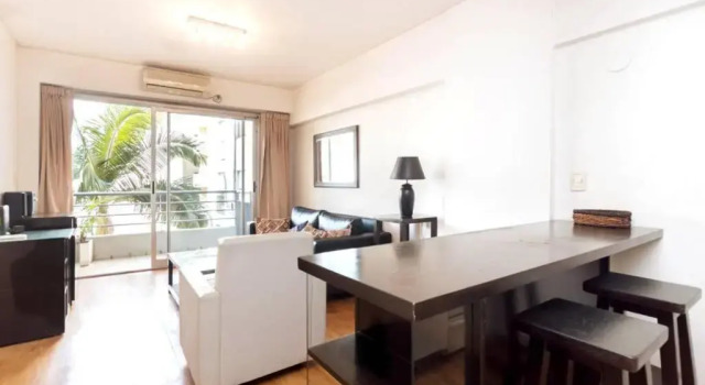 Relaxing one bedroom apt in the heart of Recoleta