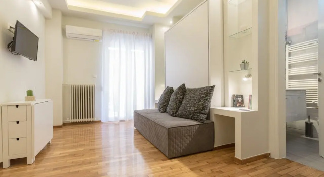 Апартаменты Cozy Flat with Terrace & Patio near Lycabettus