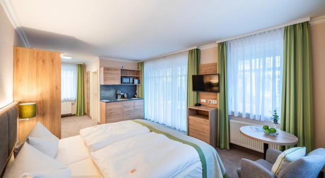 Апартаменты c 1 комнатой с балконом Centralhotel Binz
