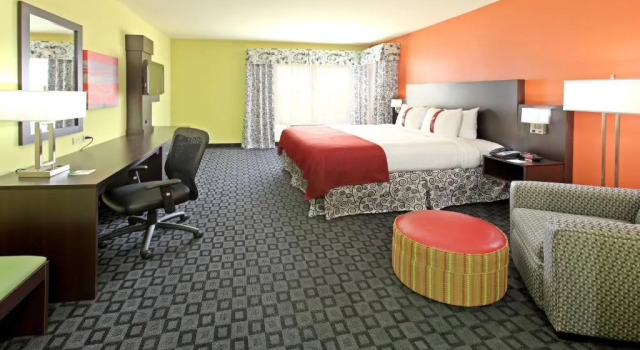 Run of House Holiday Inn Garland by IHG