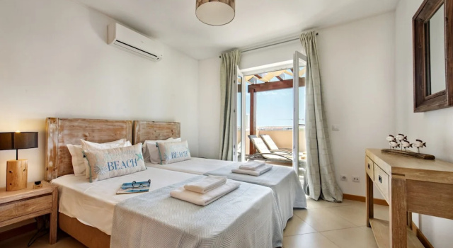 CG 73C - Penthouse - Cabanas Gardens
