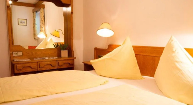 Hotel Garni Haus Sonnblick, Rezerwuj Hotel Hotele SPA w Karyntia, SPA