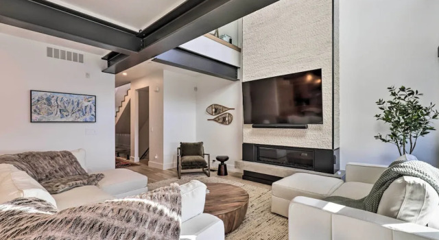 Апартаменты Luxe Park City Townhome w/ Hot Tub: 1/2 Mi to Lift