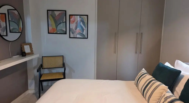 Pop Art Residence by Staycom