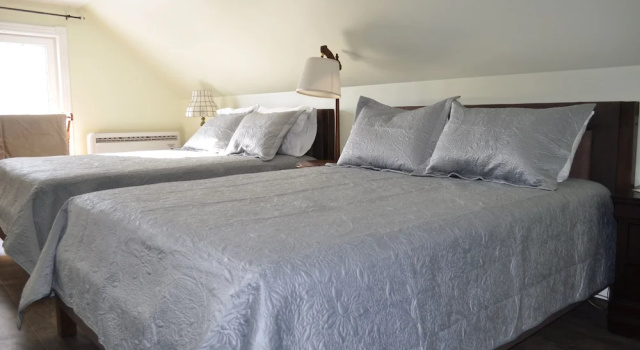 Четырёхместные апартаменты Executive Holman's Heritage Suites