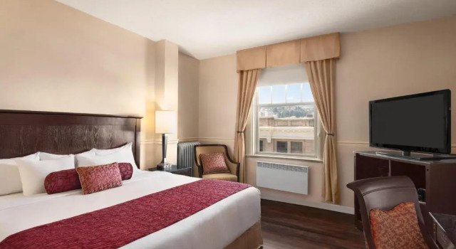 Номер Standard The Plaza Hotel Downtown, Trademark Collection by Wyndham